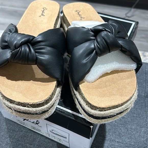 New with Box Qupid Cancun Women's Slide Platform Black Sandals SZ 9 - Picture 11 of 13